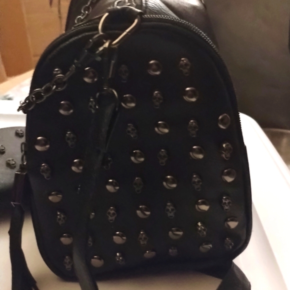 Purse - Picture 6 of 9